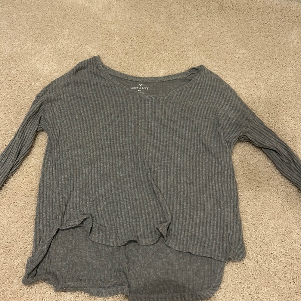 american eagle grey sweater